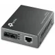 Оптический медиаконвертер GbE TP-LINK MC200CM <1000M RJ45 to 1000M multi-mode SC fiber Converter, Full-duplex,up to 550m, switching power adapter, chassis mountable>