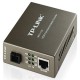 Оптический медиаконвертер FE WDM TP-LINK MC111CS <100BASE-TX to 100BASE-FX Single mode SC fiber Converter, Full-duplex,Tx:1550nm, Rx:1310nm, up to 20Km, switching power adapter, chassis mountable>