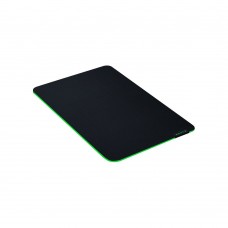 Коврик для компьютерной мыши Razer Gigantus V2 Medium (RZ02-03330200-R3M1)